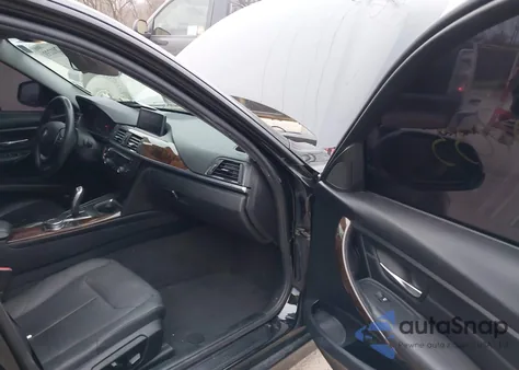 2015 BMW 328I xDrive z USA, uszkodzony, nr VIN WBA3B5C57FP654051